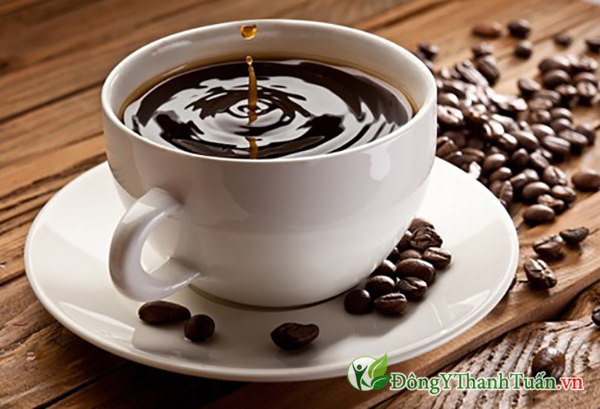 Hạn chế các đồ uống có chứa cafein